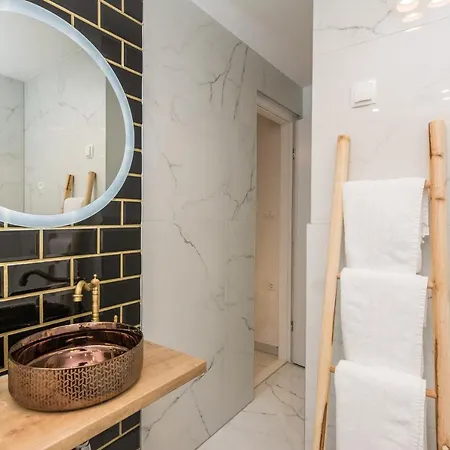 Tija Exclusive Apartamento *