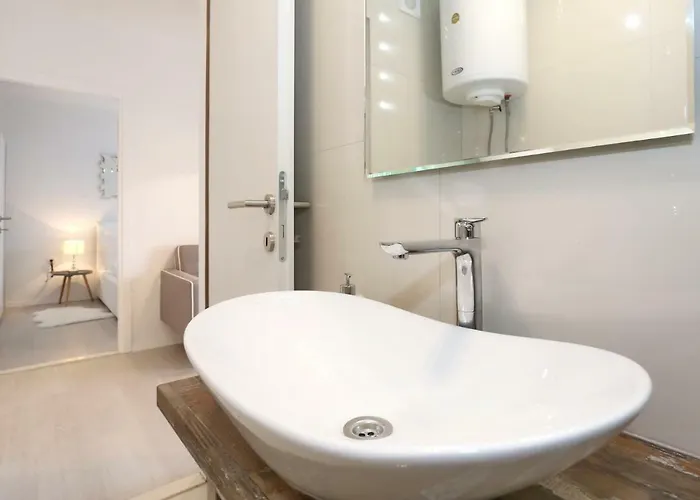 Apartamento Tija Exclusive *